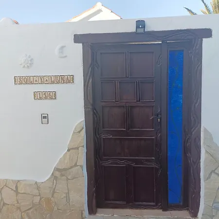 Semesterbostad Casa Sol Y Luna